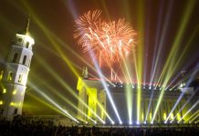 2015 Yılına İlk Girenler